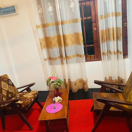 Thaaaru Villa Mirissa Luaran gambar