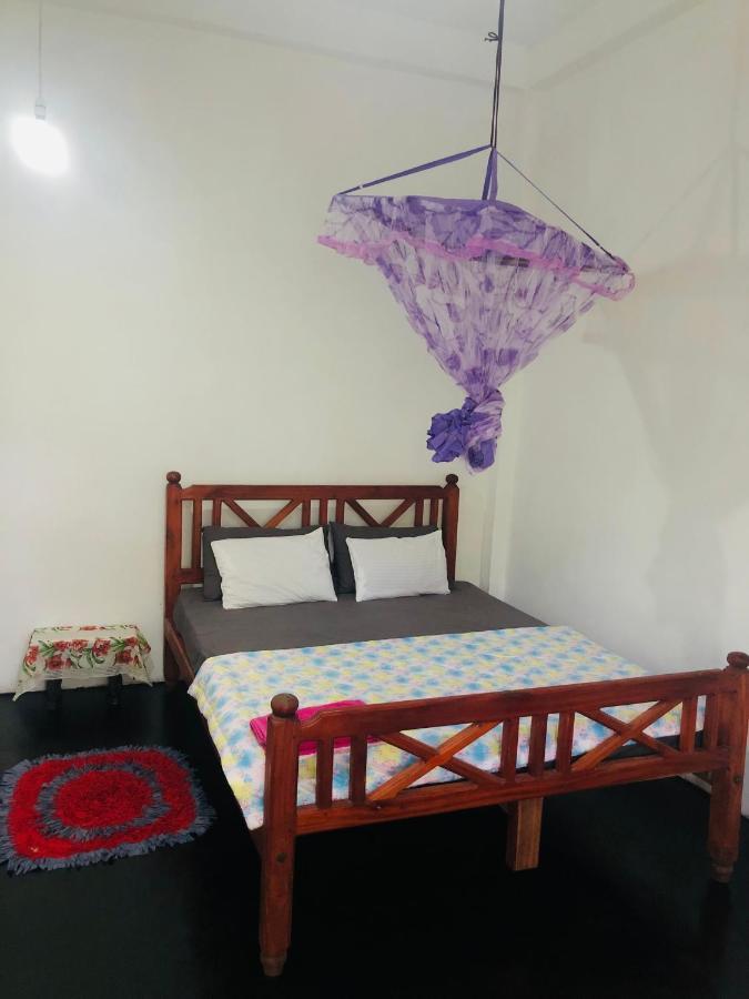 Thaaaru Villa Mirissa Luaran gambar