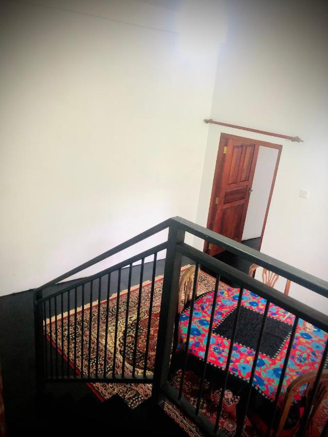 Thaaaru Villa Mirissa Luaran gambar