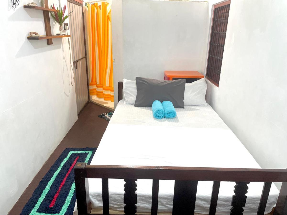 Thaaaru Villa Mirissa Luaran gambar